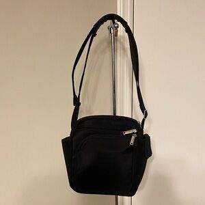 DayMakers Travel Bag